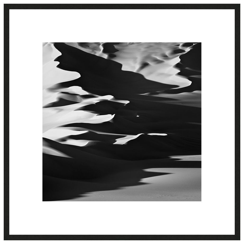 Harmonic Motion with frame, ESSENTIA Series, Nik Barte