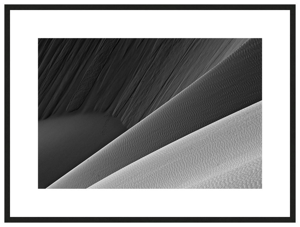 Discovering The Black Hole with frame, ESSENTIA Series, Nik Barte